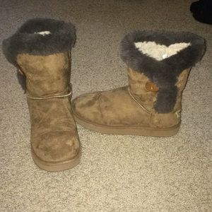 Slipper boots